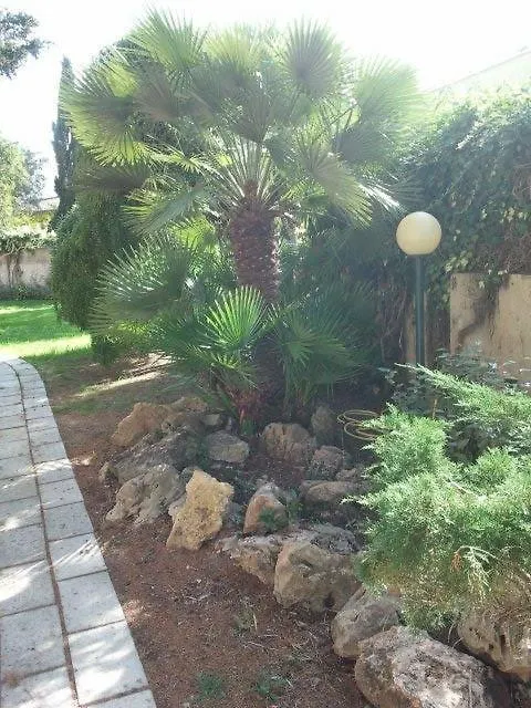 Villa Edera Alghero 2*,